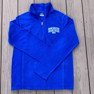 Manchester Community College 1/4 zip size XS